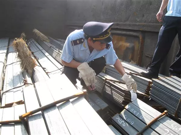 Nhập khẩu vật liệu xây dựng